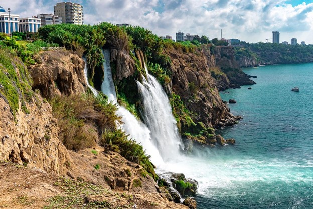 آبشار ماناوگات آنتالیا