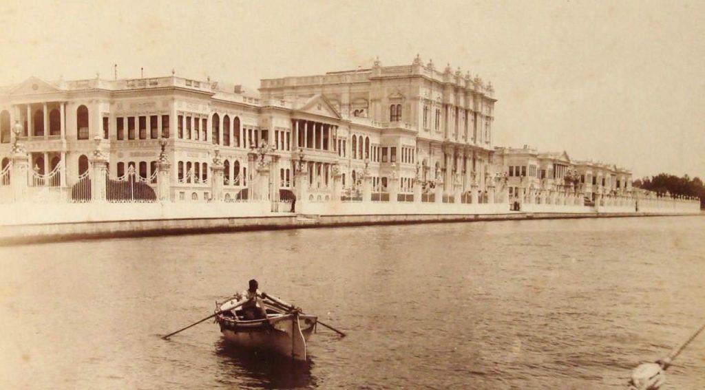 عکس قدیمی از دلما باغچه