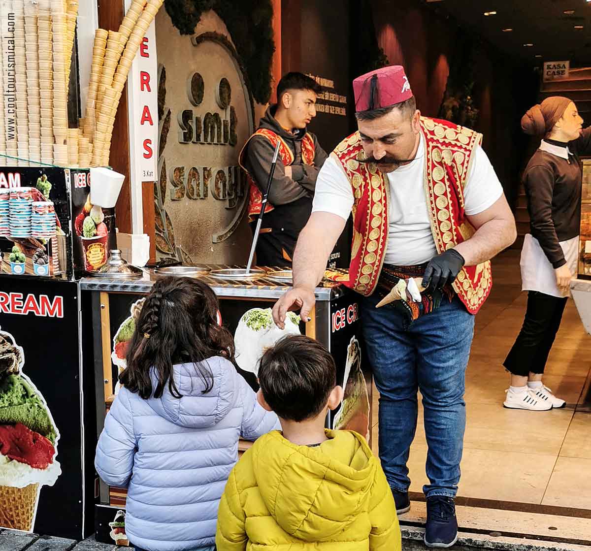 کارهای برای انجام در استانبول - خوردن بستنی دondurma